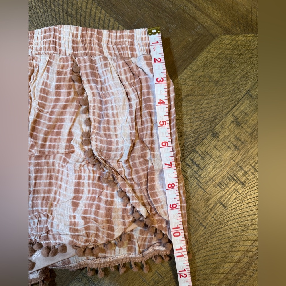 Stylish Coral Pom-Pom Trim Women's Shorts - Picture 5 of 10